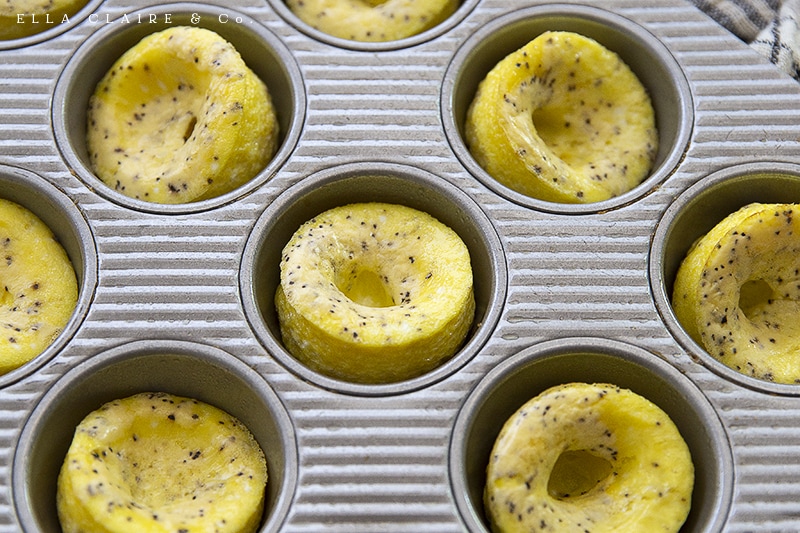 cook eggs in a muffin pan